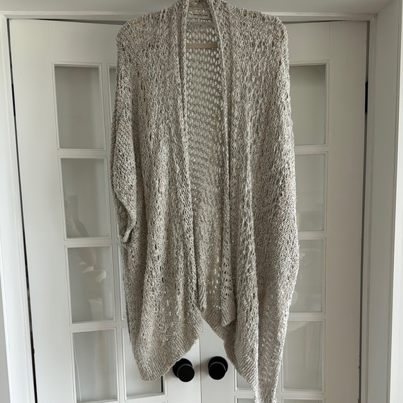 Abercrombie & Fitch Open-Knit Cream Sweater/Shrug - Picture 1 of 3